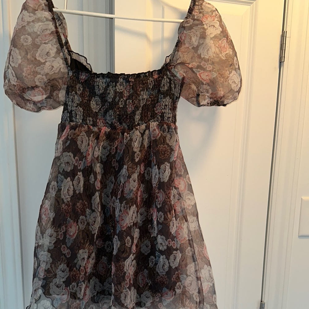 Floral Sheer Puff Sleeve Dress - Picture 8 of 11